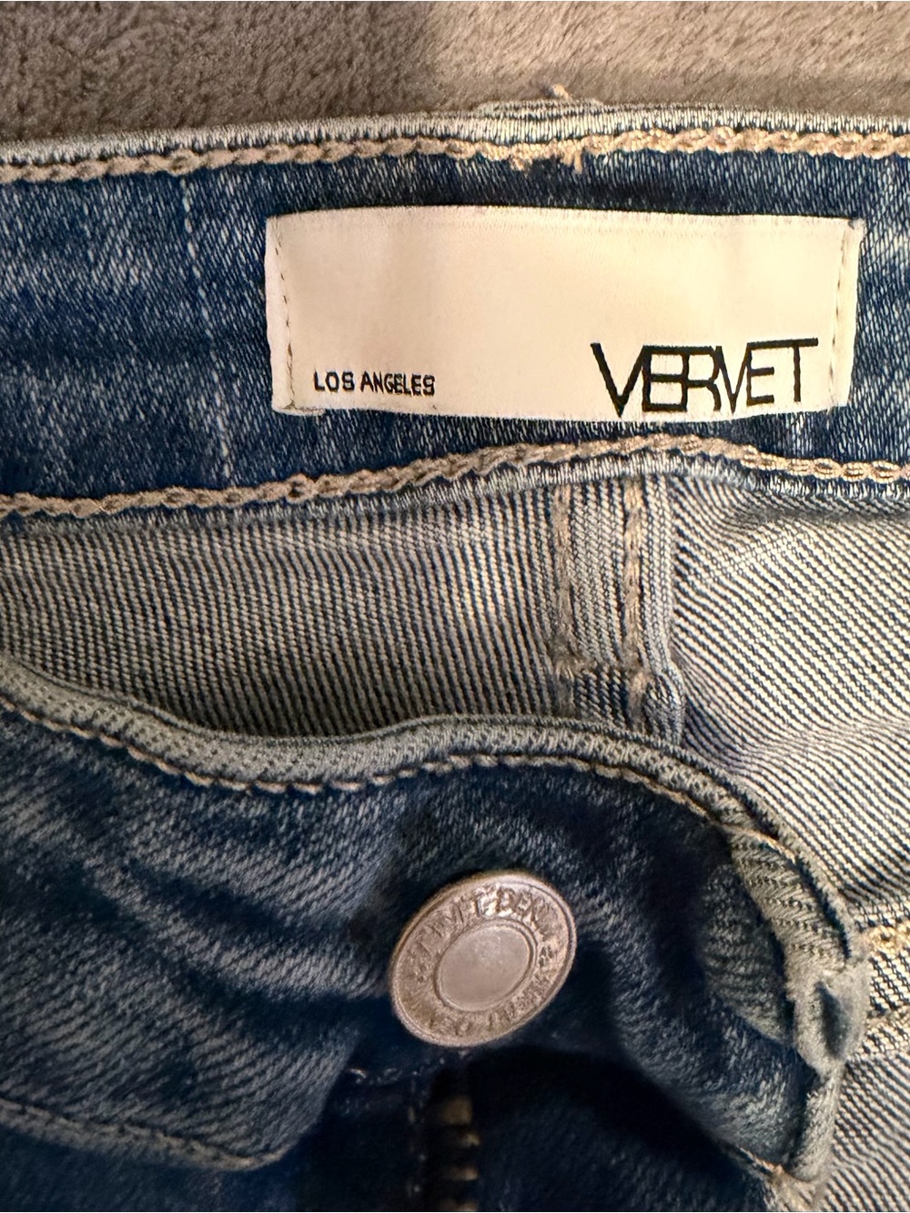 Vervet Women’s Light Blue Distressed Skinny Jeans - Picture 4 of 4